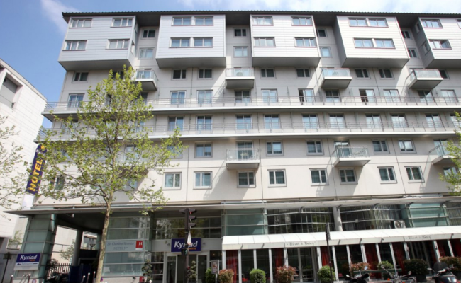 Kyriad Hotel Paris Bercy Village