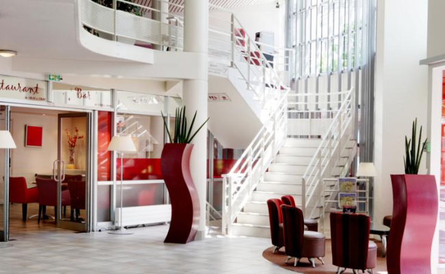 Kyriad Hotel Paris Bercy Village