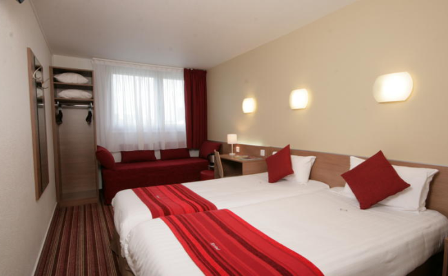 Kyriad Hotel Paris Bercy Village