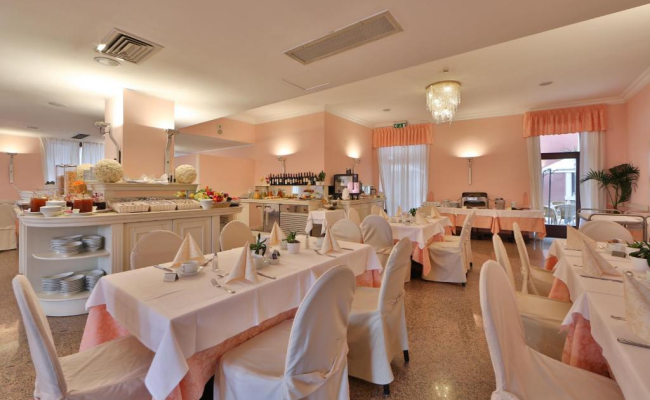 Hotel Europa - Skypool & Panorama