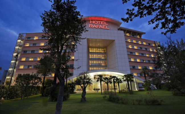 Hotel Rafael