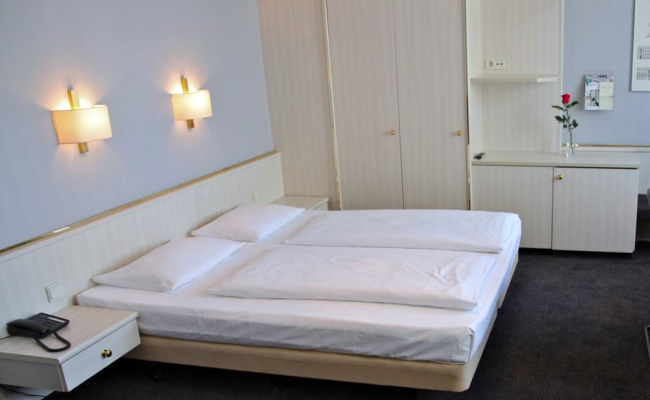 Berlin Plaza Hotel am Kurfurstendamm