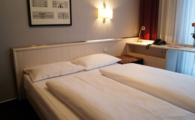 Berlin Plaza Hotel am Kurfurstendamm