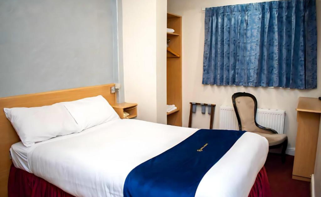 Royal Square Hotel - NEC & Birmingham Airport