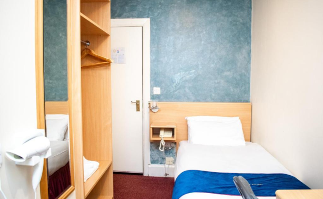 Royal Square Hotel - NEC & Birmingham Airport
