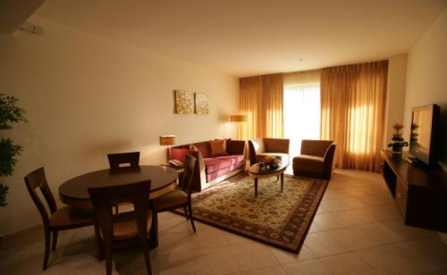 Belvedere Court Deluxe Hotel Apartments