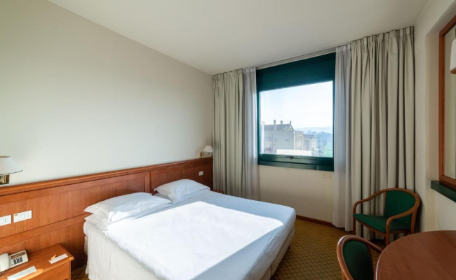 Phi Hotel Emilia