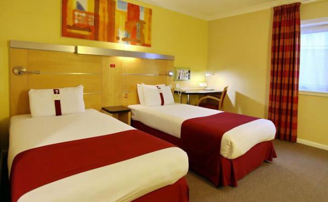 Holiday Inn Express Southampton - M27, J7