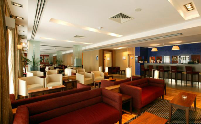 Holiday Inn Express Southampton - M27, J7