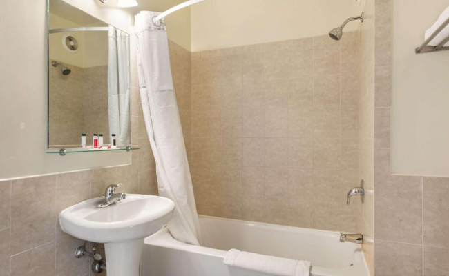 Travelodge by Wyndham Downtown Chicago