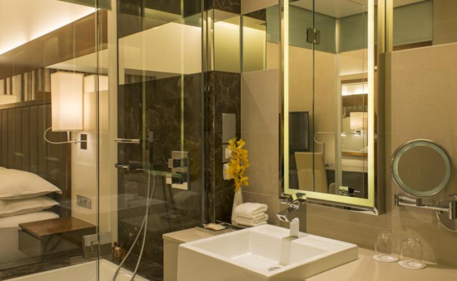 Sheraton Dubai Mall Of The Emirates Hotel
