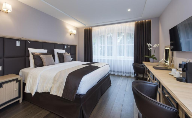 Hotel Bristol