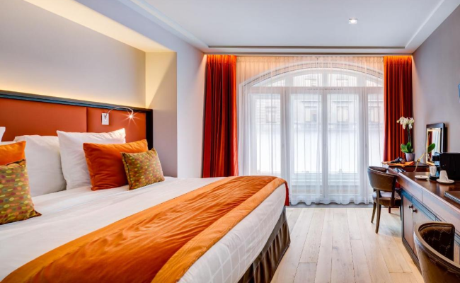 Hotel Bristol
