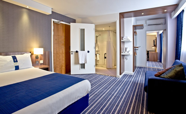 Holiday Inn Express Birmingham South A45, an IHG Hotel