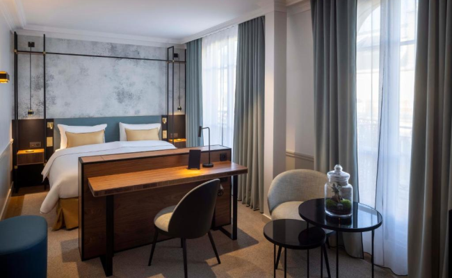 Victoria Palace Hotel