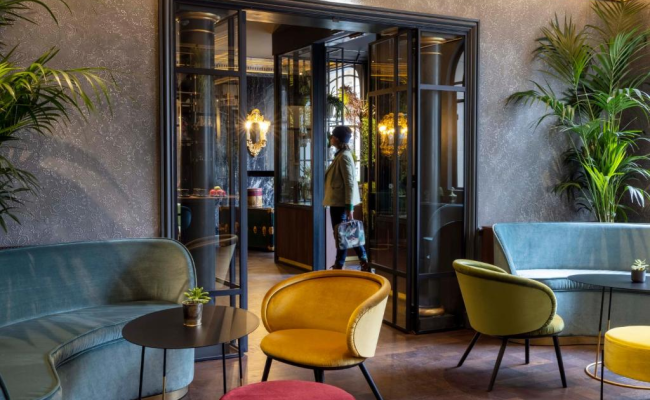 Victoria Palace Hotel