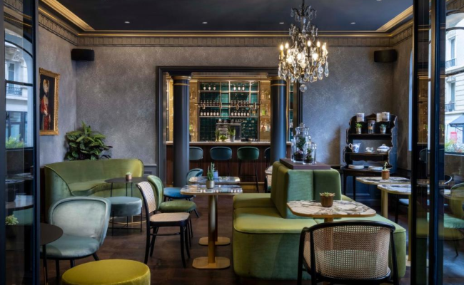 Victoria Palace Hotel