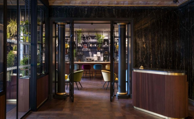 Victoria Palace Hotel