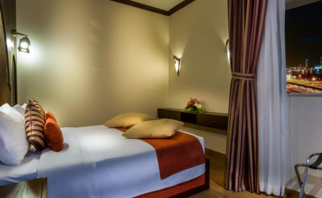 Auris First Central Hotel Suites