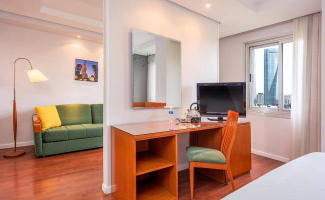 Hotel Madrid Chamartín, Affiliated by Meliá 