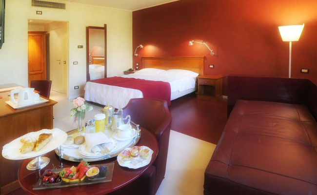 ART HOTEL NAVIGLI