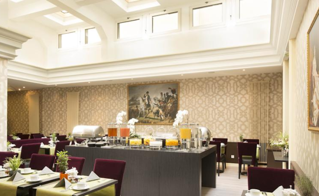 Hotel Etoile Saint Honore