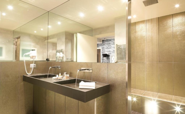 Savoia Hotel Regency