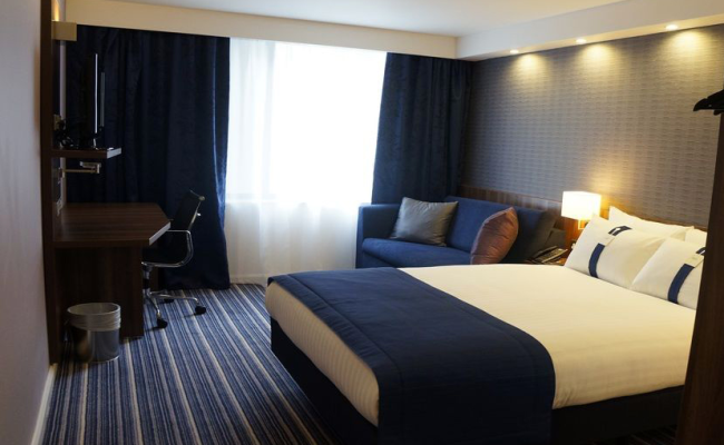 Holiday Inn Express Earls Court