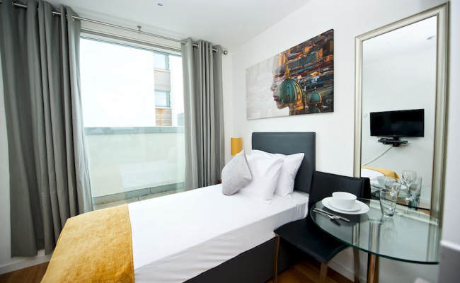 Staycity Serviced Apartments London Heathrow