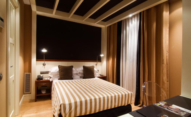 U232 Hotel
