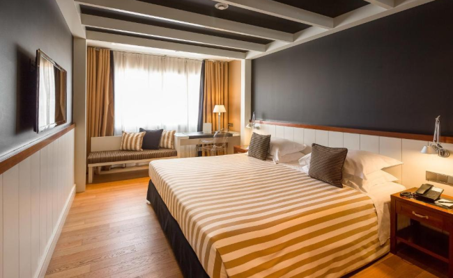 U232 Hotel
