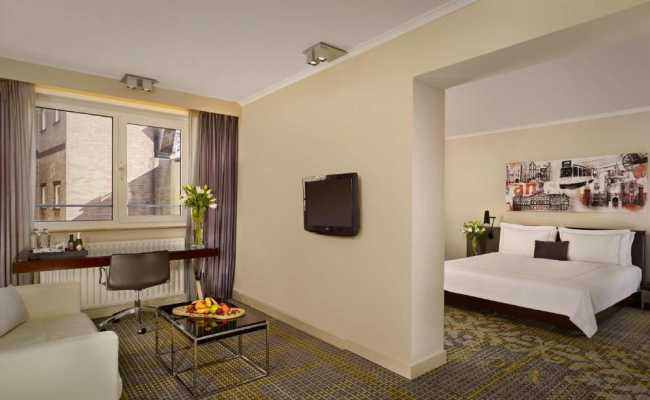 Park Plaza Victoria Amsterdam