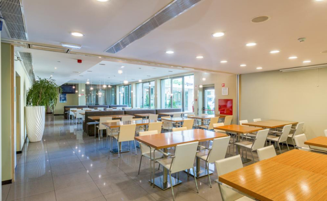 Holiday Inn Express Lisbon Airport