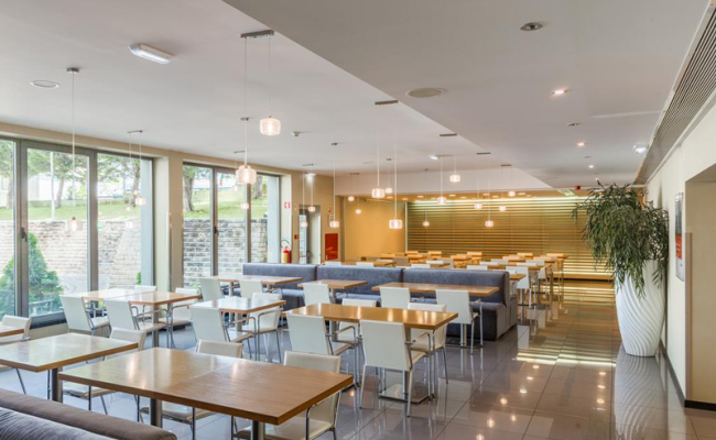 Holiday Inn Express Lisbon Airport