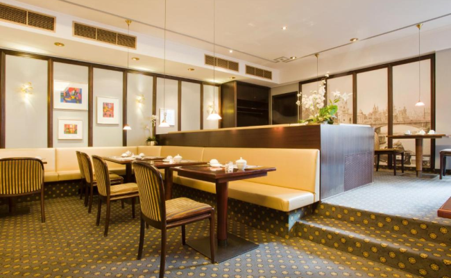 Gildors Hotel Atmosphere