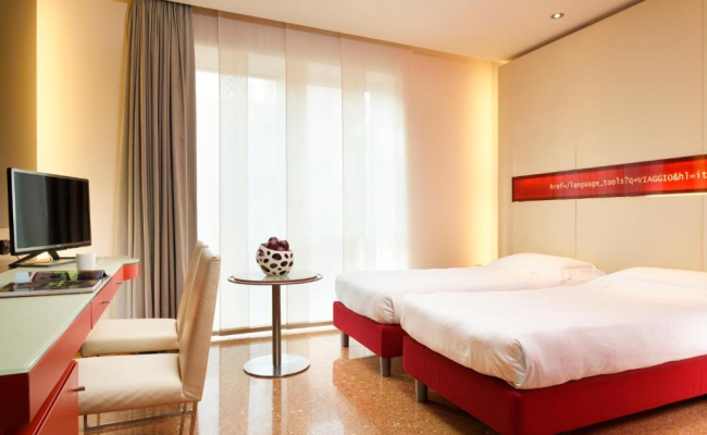 UNA HOTELS Bologna Centro