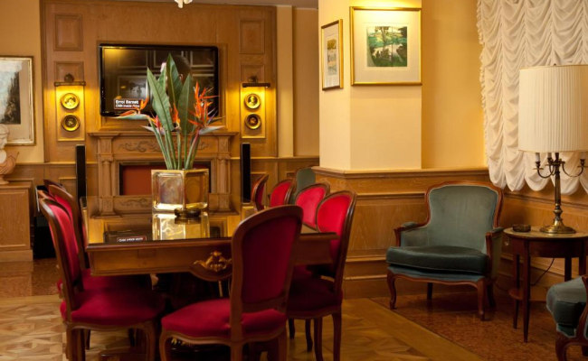 Santa Barbara Hotel