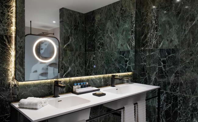 Renaissance Barcelona Hotel
