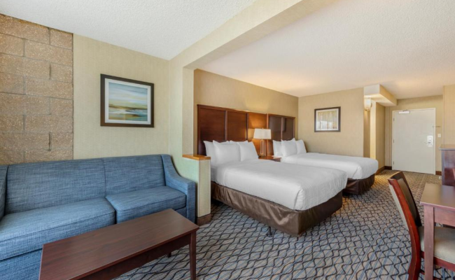 Clarion Hotel Anaheim Resort