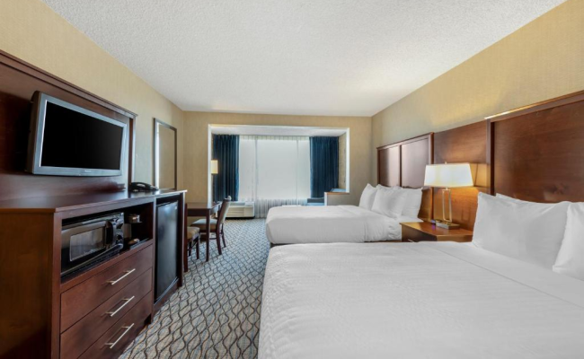 Clarion Hotel Anaheim Resort