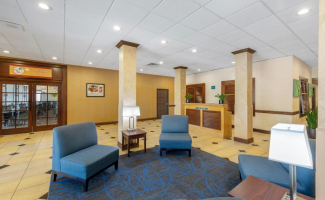 Clarion Hotel Anaheim Resort