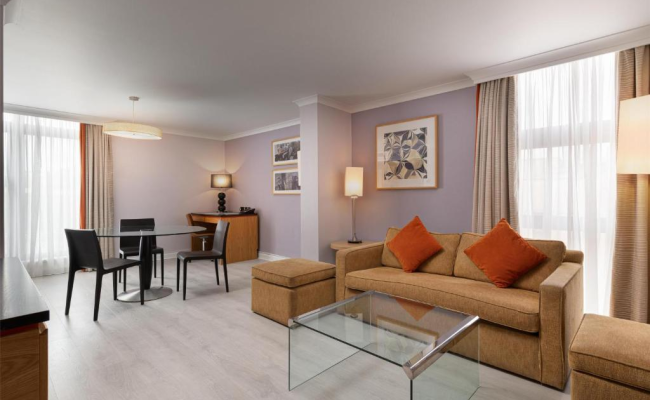 Hilton London Kensington Hotel