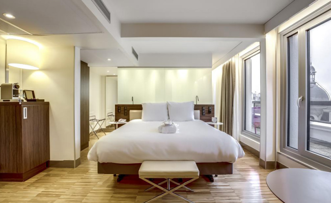 Mercure Paris Arc de Triomphe Etoile