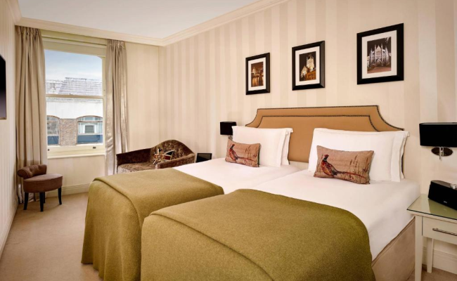 Hotel Xenia