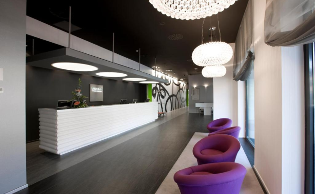 Hotel Zentral Castellana Norte