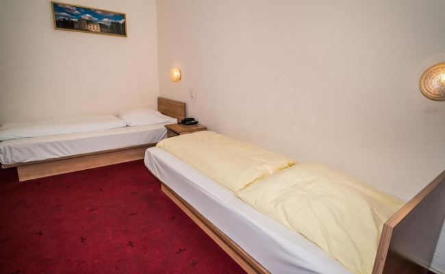 Smart Stay Hotel Station