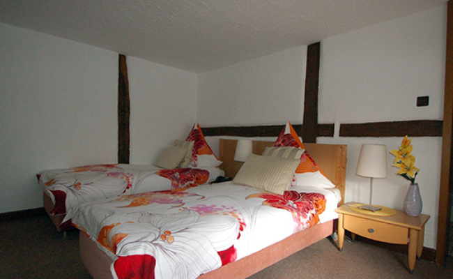Hotel Decker