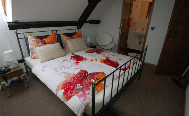 Hotel Decker
