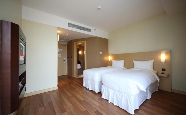 Ibis Riyadh Olaya Street