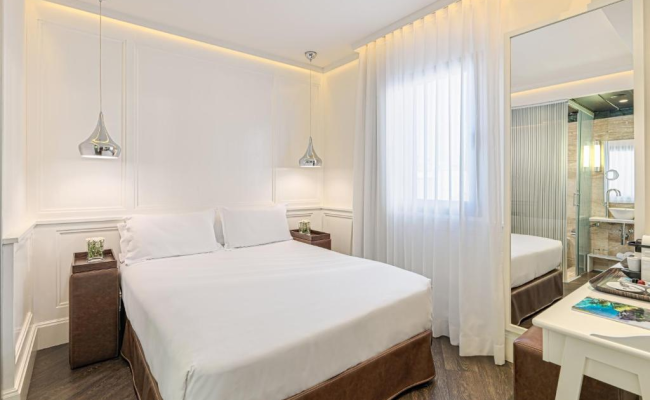 H10 Universitat